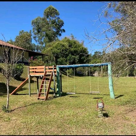 Casa De Campo Com Piscina A 2 Min De Cunha Esterno foto